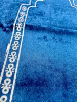 Travel Pocket Velvet Furr Janamaz Safari Prayer Mat (Blue) 70X110 Cm - Image 4