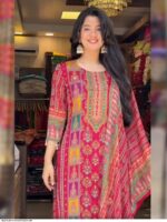 Elegant Muslim Kurti Set for Women – Modest Islamic Wear | Long Kurti with Pants & Hijab | Embroidered Ethnic Dress for Daily - Image 2