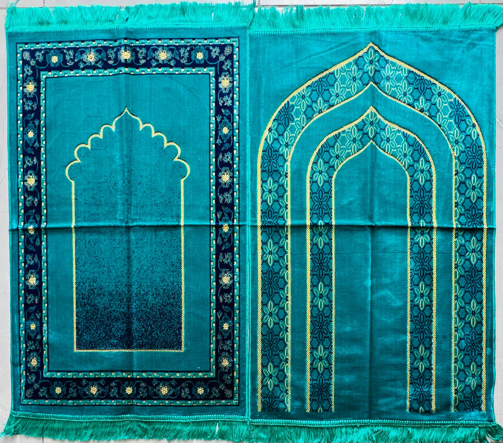 Premium Janamaz (Prayer Mat) – Soft Comfortable Fabric, Elegant Design | Ideal for Wholesale & Bulk Purchase Premium Janamaz (Prayer Mat) – Soft Comfortable Fabric, Elegant Design | Ideal for Wholesale & Bulk Purchase