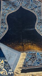 Premium Janamaz (Prayer Mat) – Soft Comfortable Fabric, Elegant Design | Ideal for Wholesale & Bulk Purchase - Image 4