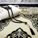 ESERRA Muslim Prayer Rug - 99 Beads & Cap Included, Islam Prayer Mats for Men, Women & Kids (Black) - Image 5