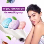 Fiama Skin Barrier Strengthening Moisturizing Soap Bar 125gx5, Japanese Hokkaido Milk Celebration Pack of 5, Non-Sticky Soft Skin | 1/3rd Moisturizers | Blueberry, Goji Berry & Acai Berry Combo pack - Image 6