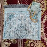 Weinbux Safari Travel Prayer Mat Foldable Prayer Rug with Pocket Sized Bag Mat (Multicolor)(Pack of 1) - Image 3