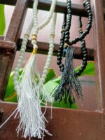 Crystal Beautiful Tasbeeh Counter for Muslim Set of 2 (Black & White) Crystal Chain Set - Image 4