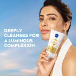 NIVEA Luminous Even Glow 2% AHA Face Wash | Oil-Free Cleanser with Aloe Vera & Guarana Extracts | Deep Cleansing Face Wash for Oily, Normal & Sensitive Skin | Exfoliating Brightening Face Cleanser for Women & Men | 100ml - Image 4