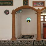 woopme ® Qibla Compass Arrow Direction Praying Decorative Sticker for Wall Floor Prayer Room Home House Vinyl Printed Stickers L x H 20 x 20 Cms - Image 3