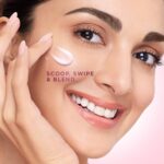 Pond's Bright Beauty Light Cream with UV Filter | Niasorcinol | 100x Better than Vitamin C | Niacinamide | Fades Dark Spots, Brightens Skin, 50g - Image 4