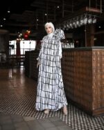 Full Length Abaya Dress for Women for Girl's and Women Abaya Casual Wear (FREE) (FREE) - Image 3