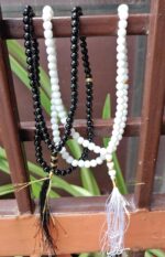 Crystal Beautiful Tasbeeh Counter for Muslim Set of 2 (Black & White) Crystal Chain Set - Image 2