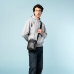 Tommy Hilfiger Unisex Crossbody Bag VEYA | Structured Sling with Mobile Pouch | Compact Travel & Daily Shoulder Bag | Stylish and Trendy crossbody Bag - Image 3
