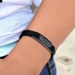 M Men Style Adjustable Quran Calligraphy Ayatul Kursi Amulet Silicone Wristband Black Bracelet for Men and Women Br02 - Image 5