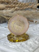 Solasta Islamic Resin Car Dashboard Stand with Ayatul Kursi Design, Gold Metallic Finish, Mini Desk Decor - Image 2